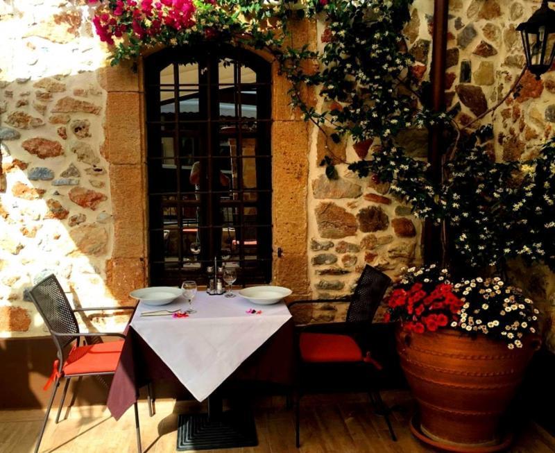 24 Seven Boutique Hotel Малиа Екстериор снимка