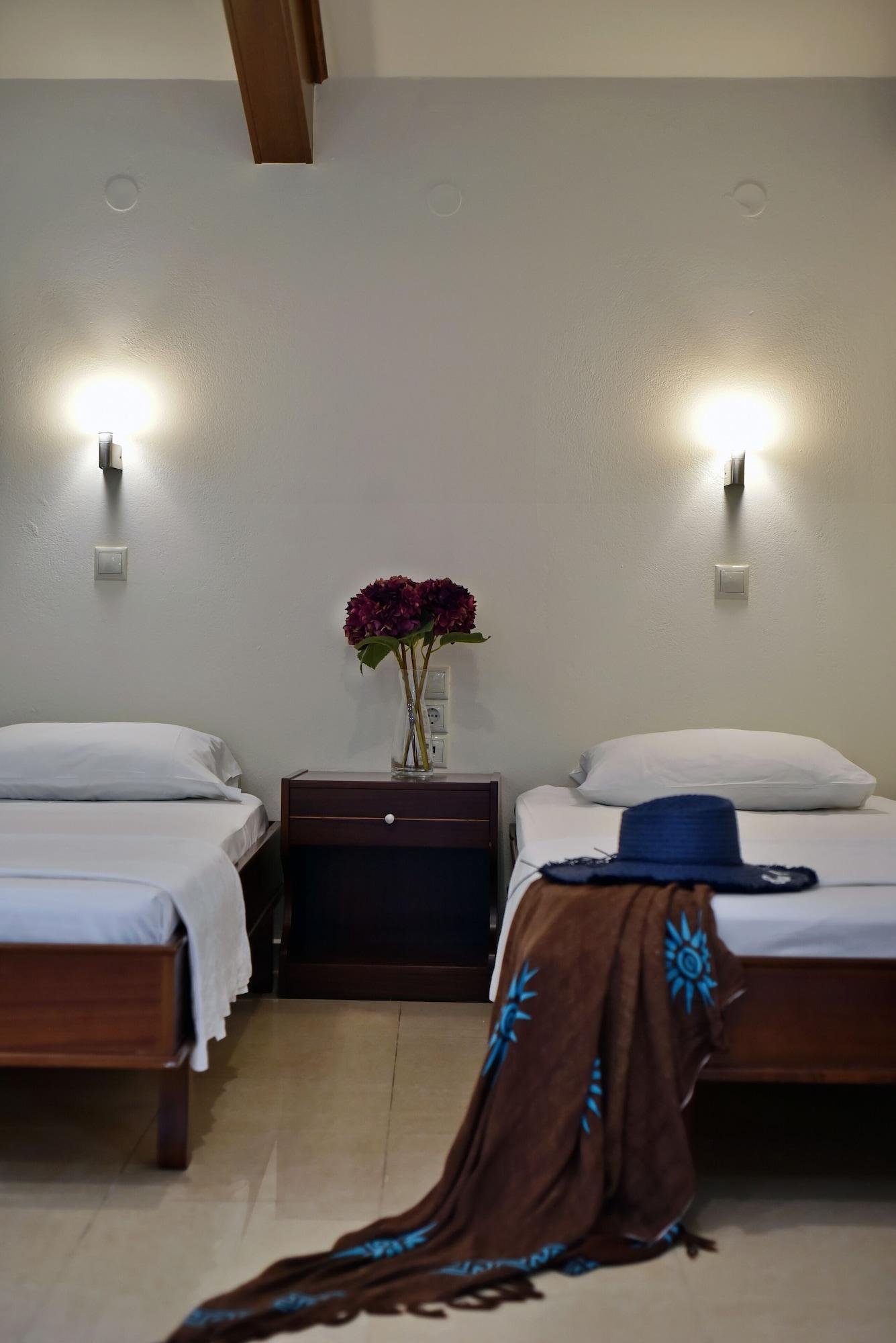 24 Seven Boutique Hotel Малиа Екстериор снимка