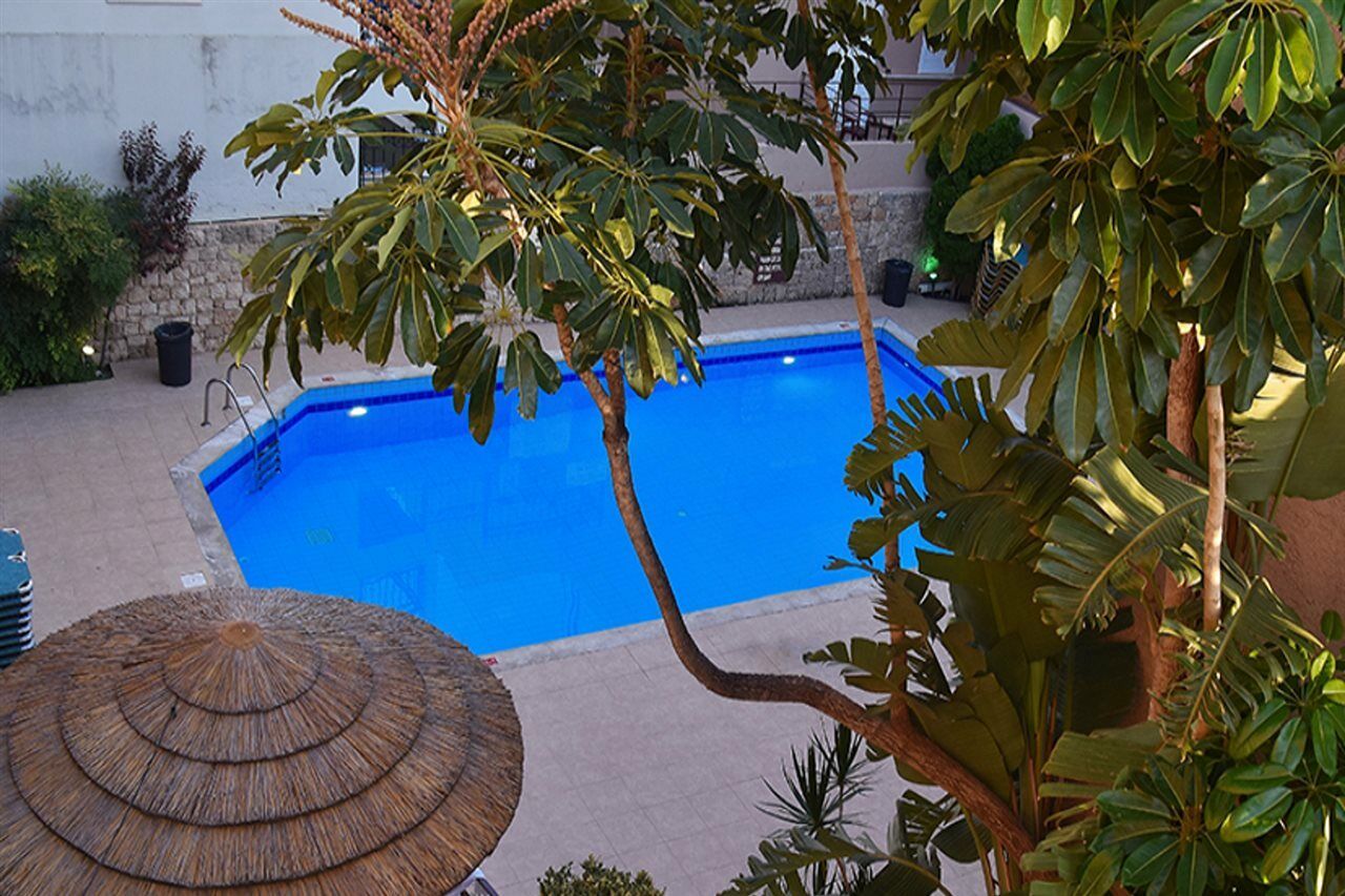 24 Seven Boutique Hotel Малиа Екстериор снимка